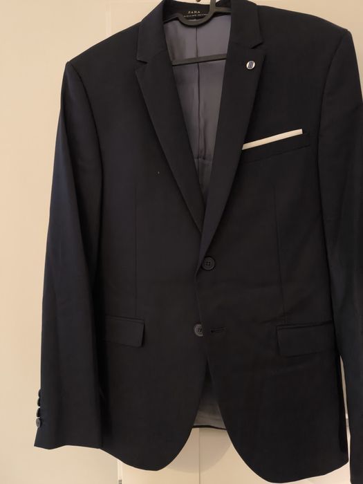 Garnitur męski Zara – granatowy, elegancki, świetny stan