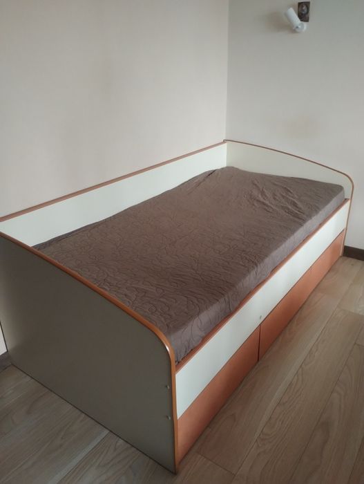Односпальне ліжко з трьома шухлядами, ламіноване дсп. 200х95.