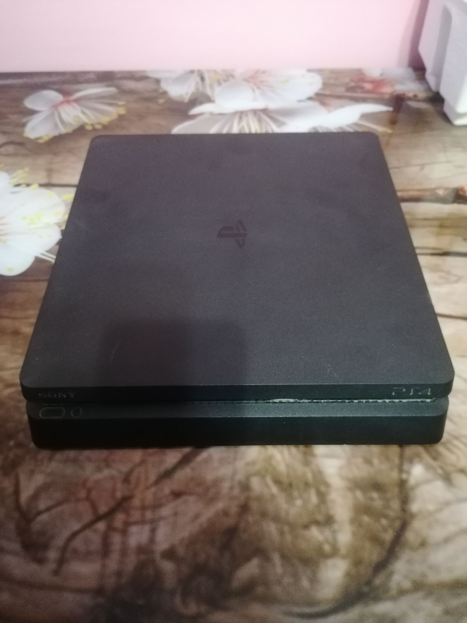 PS 4 slim 500 GB