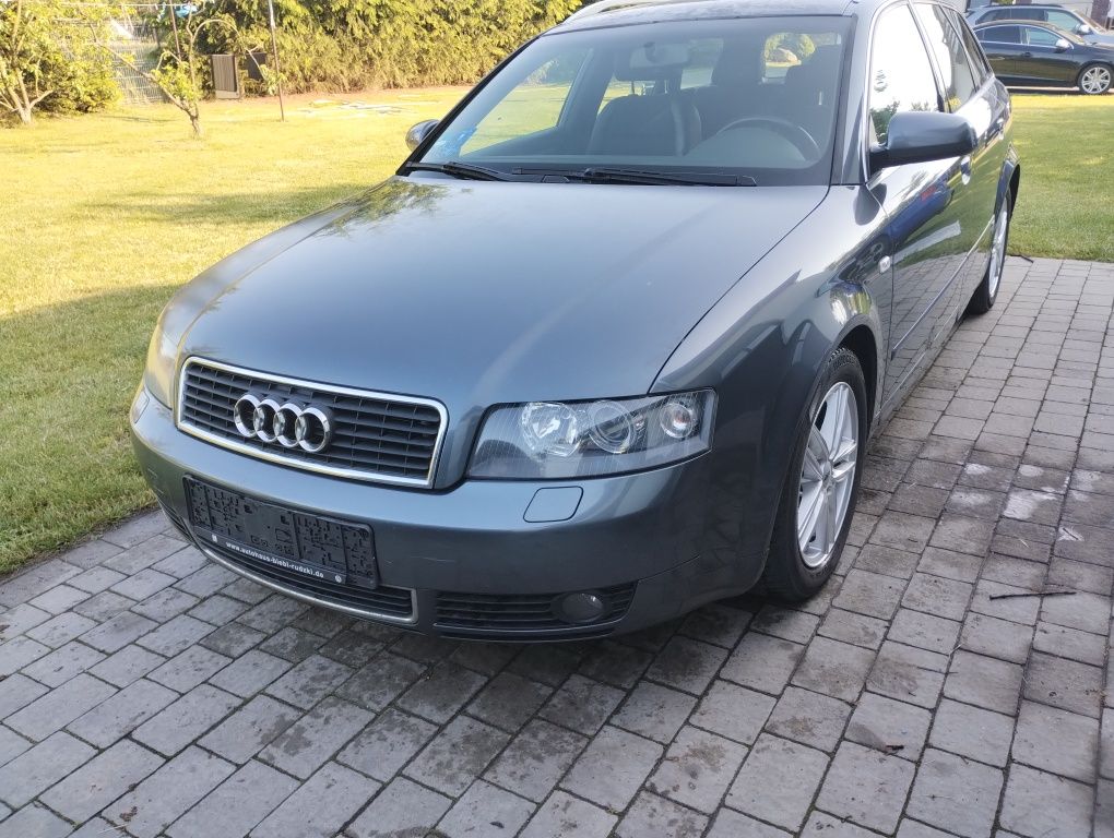Zderzak przedni Audi A4 B6 lx7z