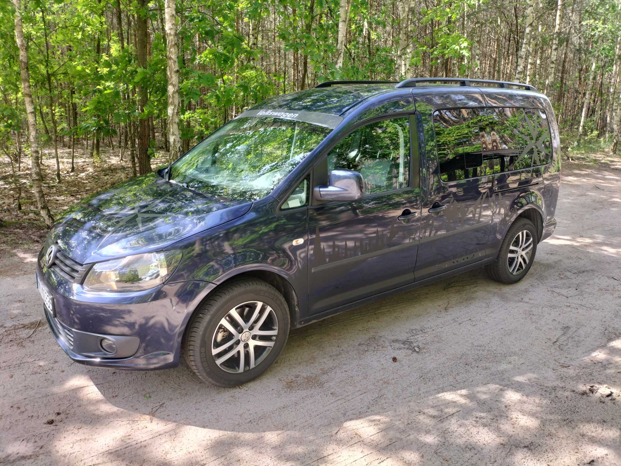 VW caddy long siedmio osobowy