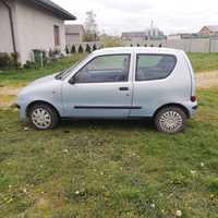 Fiata Seicento 900 z opłatami