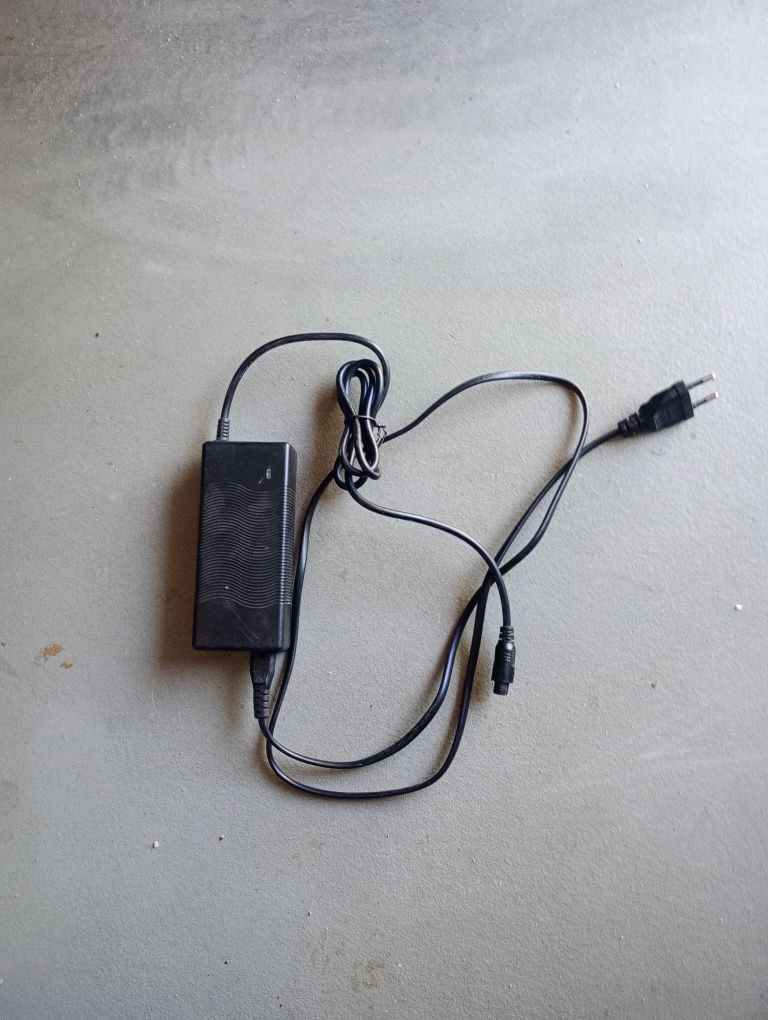 Deskorolka elektryczna/hoverboard