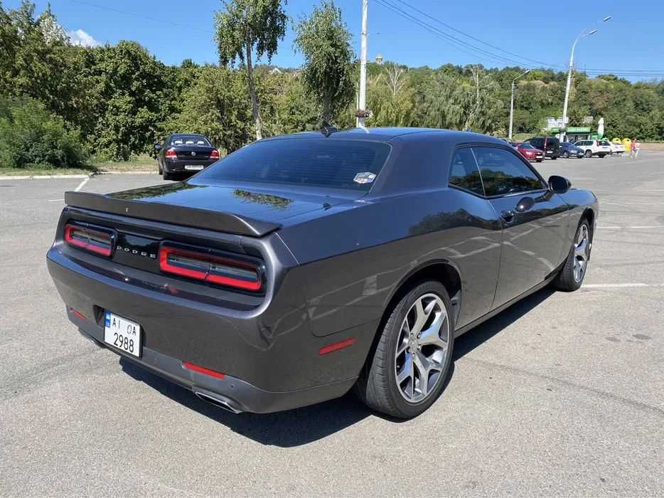 Dodge Challenger 3.6 sxt plus
