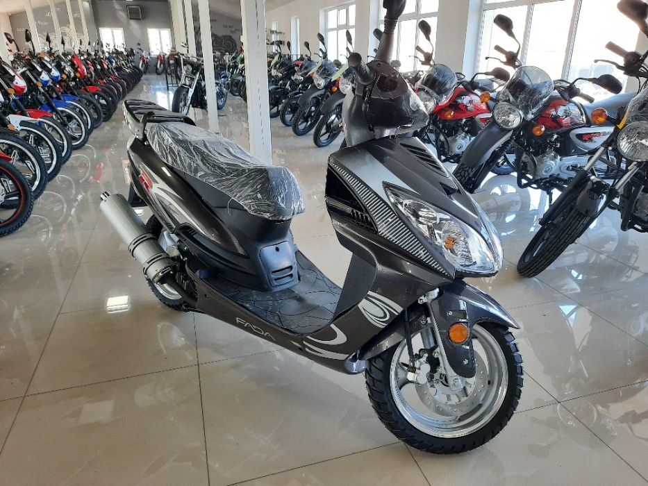 Cкутер FADA YB150T-15D