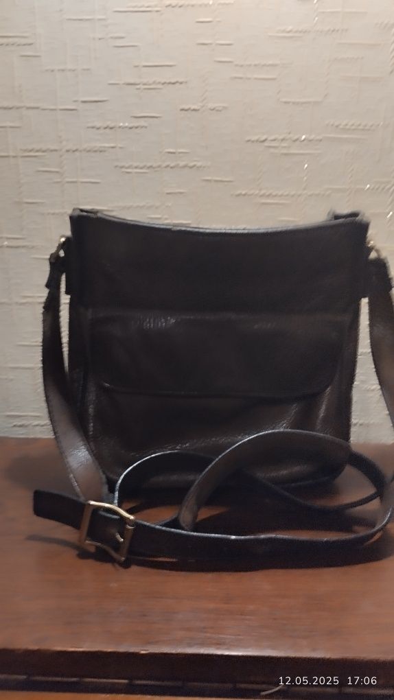 Продам кожана сумка MASSIMO DUTTI   ,INDIA, натуральна кожна.