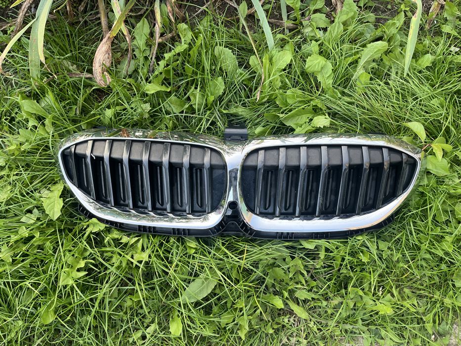 Bmw g20 решітка з жалюзі в зборі