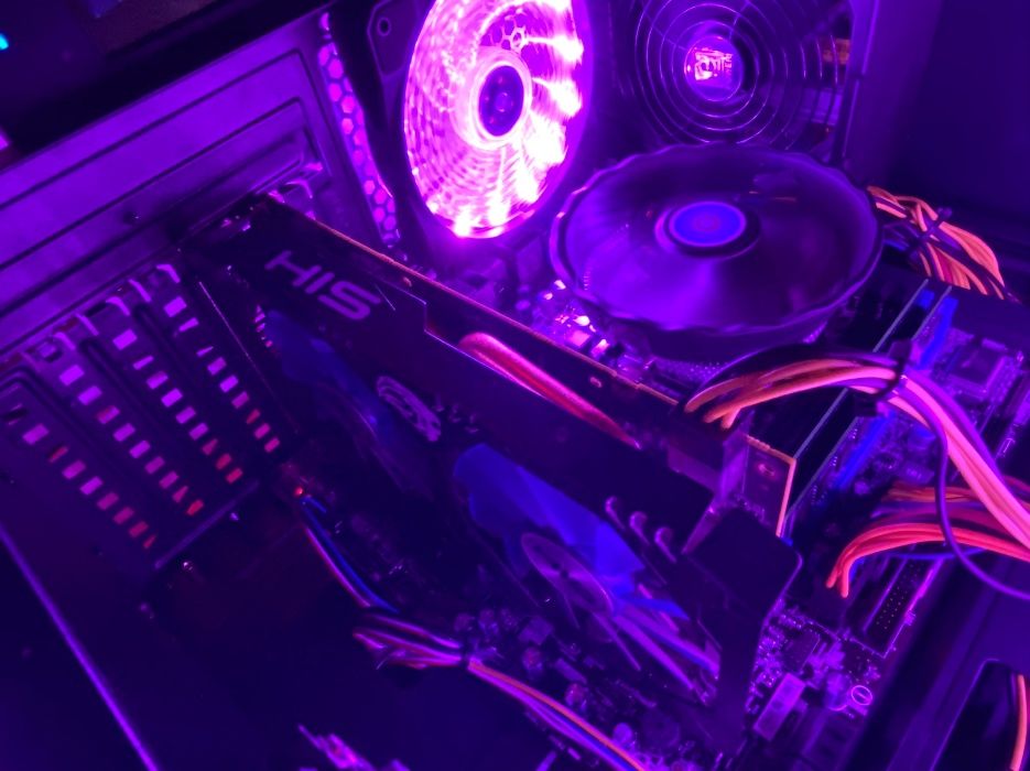 Ігровий комп'ютер ПК +монітор 22 + 570 RX 4 GB + ссд 120 гб + 8 ядер