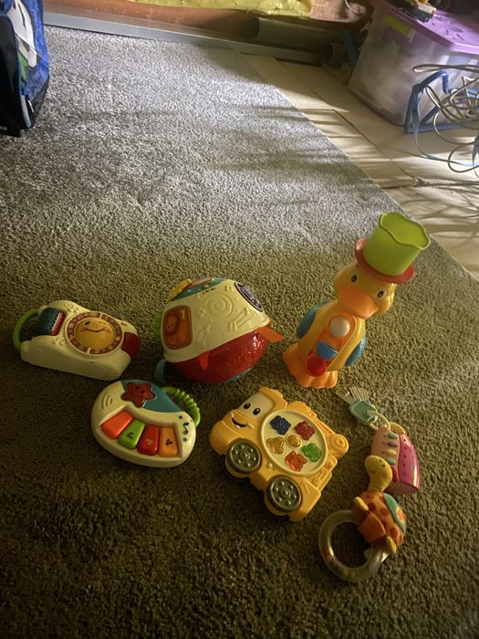 Zabawki sensoryczne dla malego niemowlaka