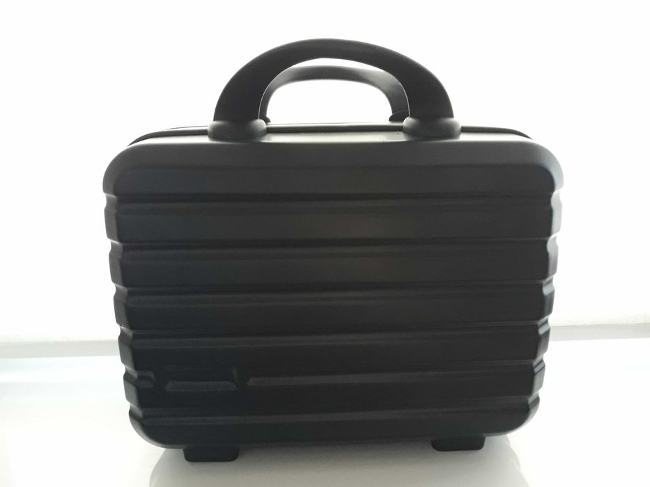 Kufer podróżny, nowy