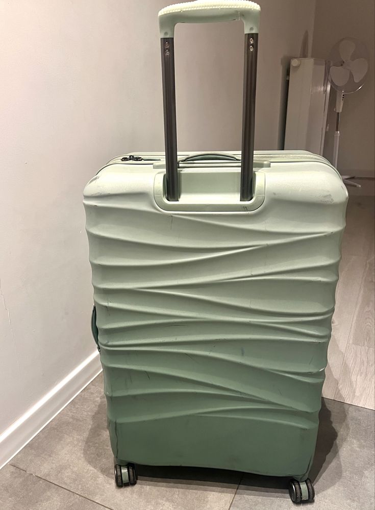 Валіза American Tourister