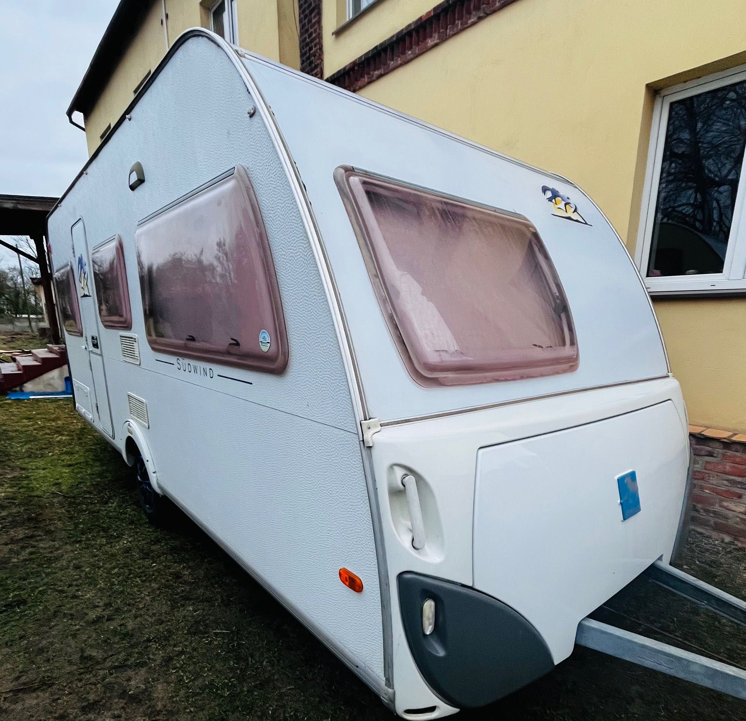 przyczepa kempingowa KNAUS Sunwind +MOVER, łóżko piętrowe+ przedsionek