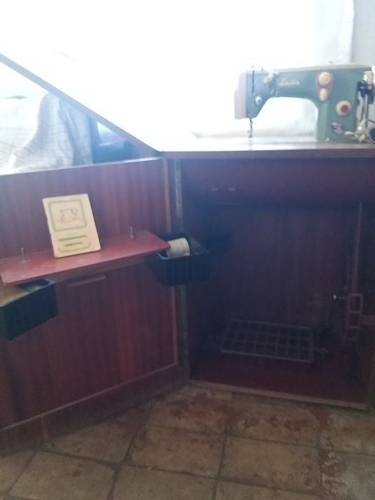 Швейна машинка б/у