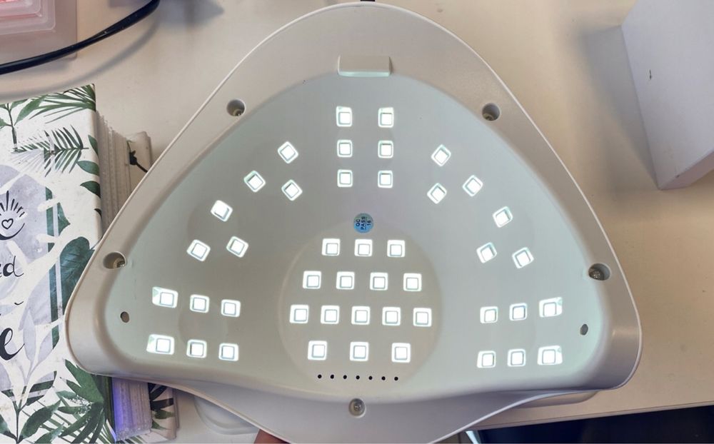 Lampa do paznokci UV LED 80W do hybryd żeli mocno hybrydy LCD