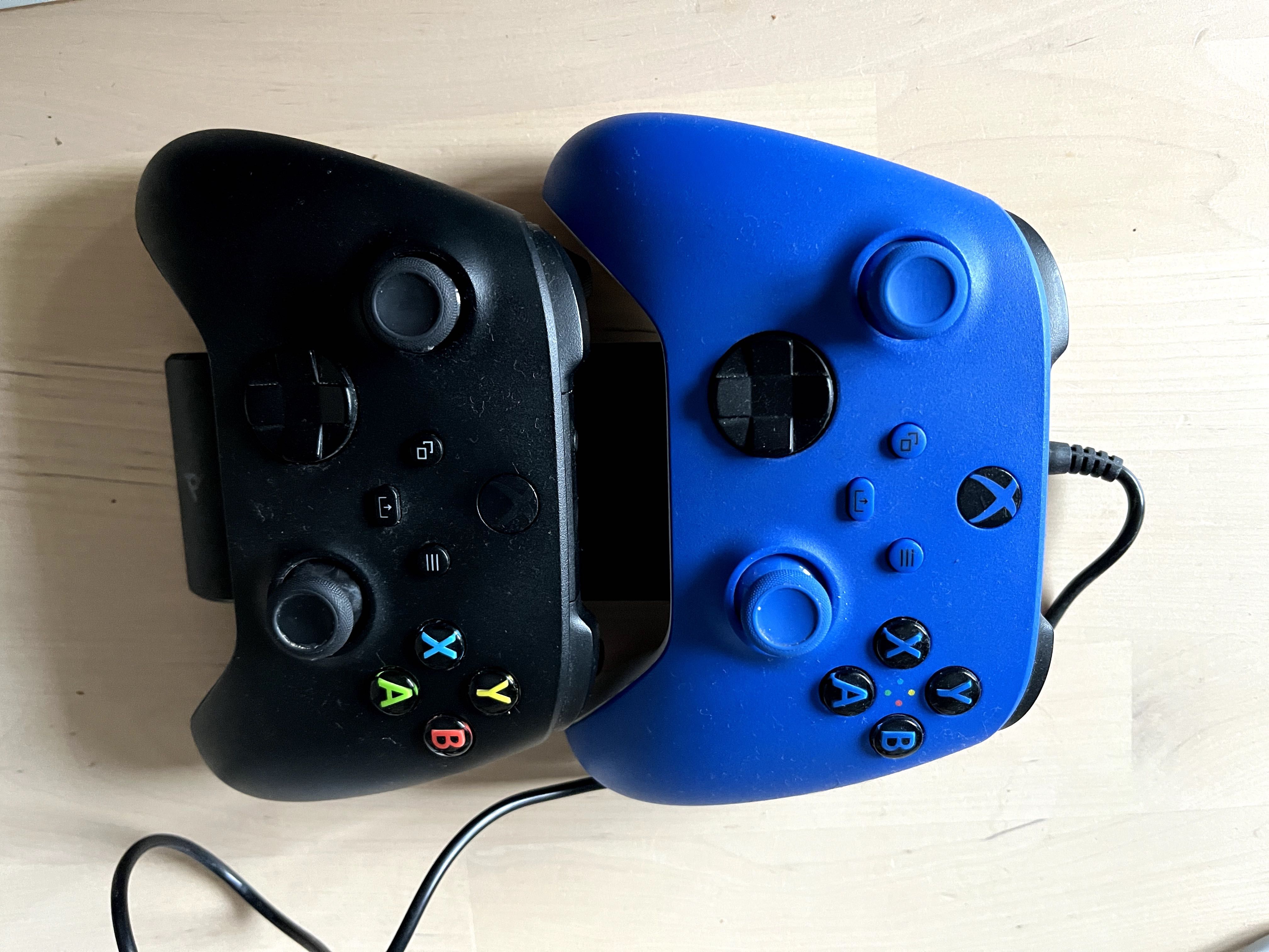 Xbox Series X 1TB + Pady + gry