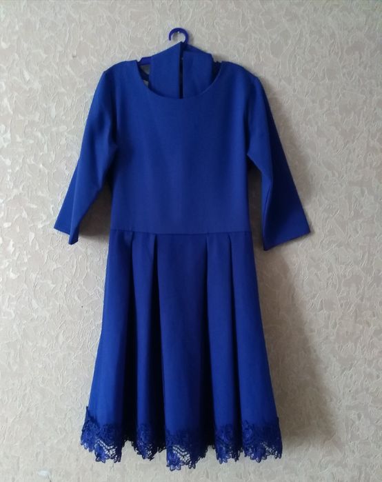 Продам платье 42-44 размер