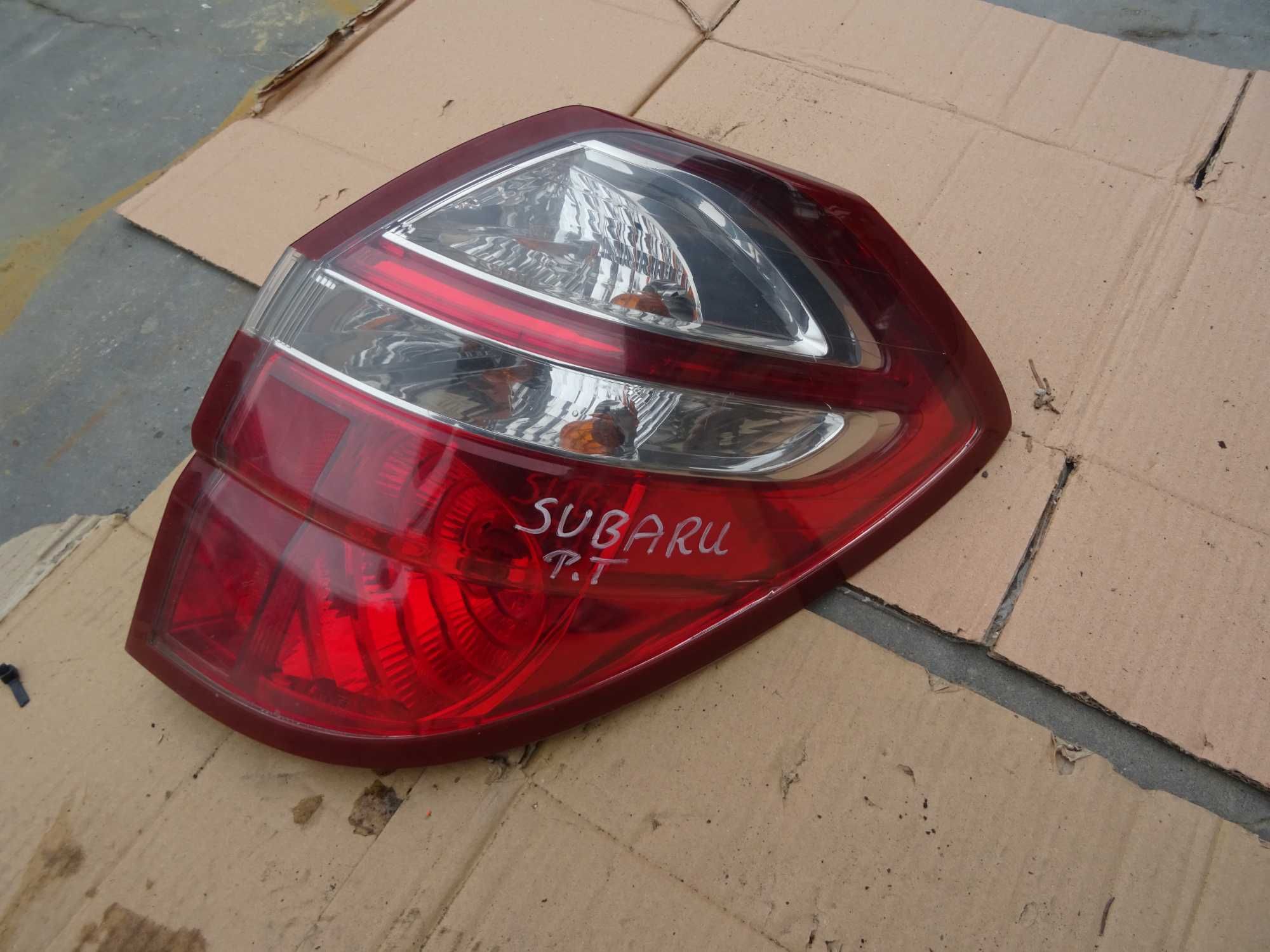 Lampa Prawa Tył Subaru Outback III Kombi