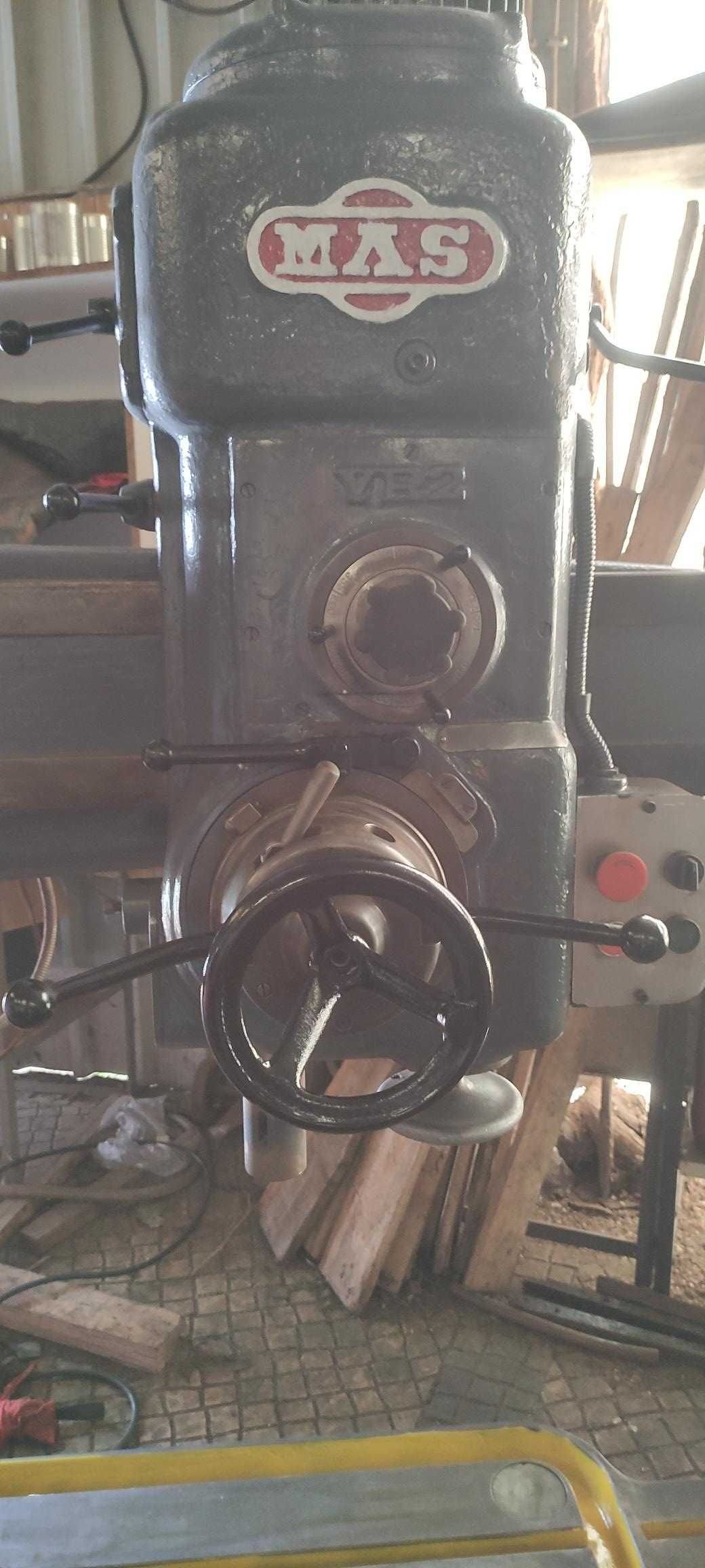 Máquina de furar radial MAS VR2