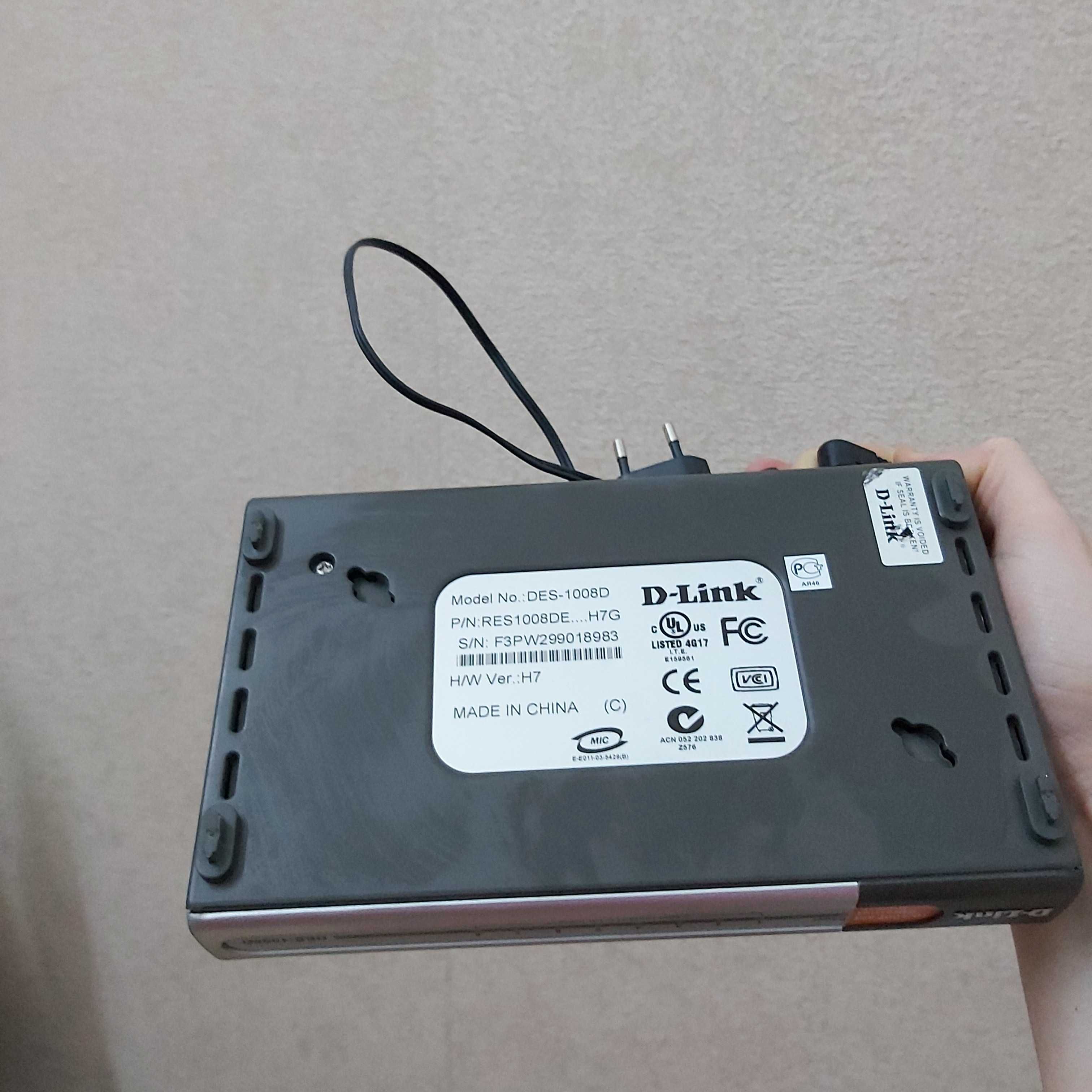 Чёрная пятница у меня на странице маршрутизатор 8пор D-Link DES-100 8D
