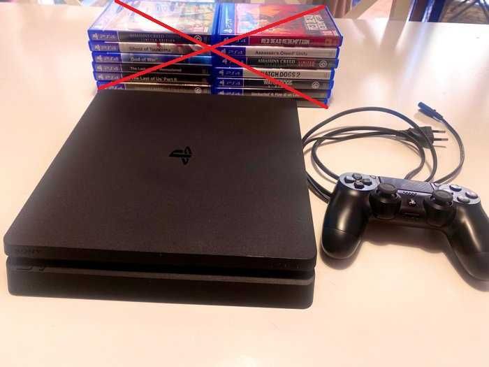 ps4 slim + comando