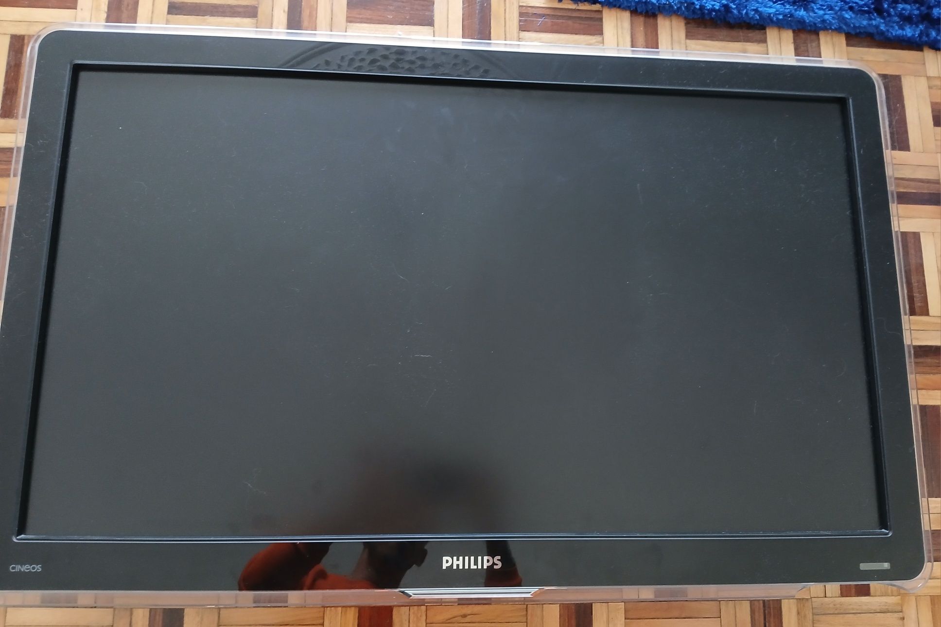 TV LCD Philips Cineos Ambilight 42" 107 cm (Não Liga)