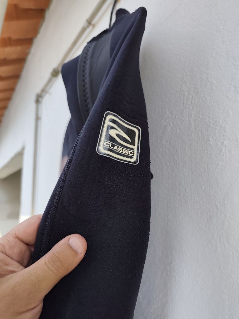 Fato surf/bodyboard