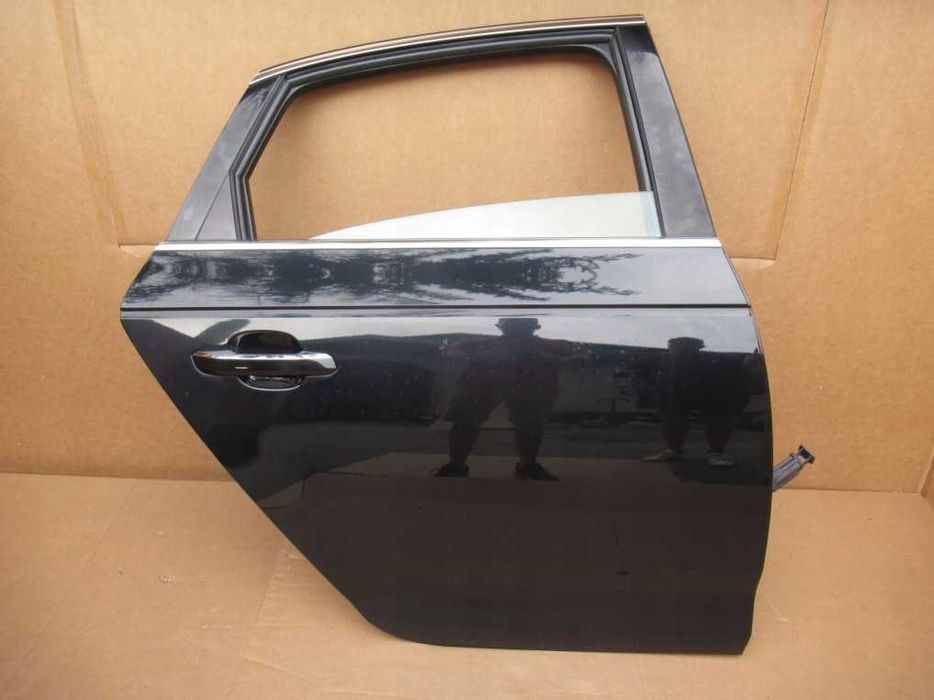 DRZWI tył tylne Prawe LY9T do AUDI A4 B9 8W SEDAN