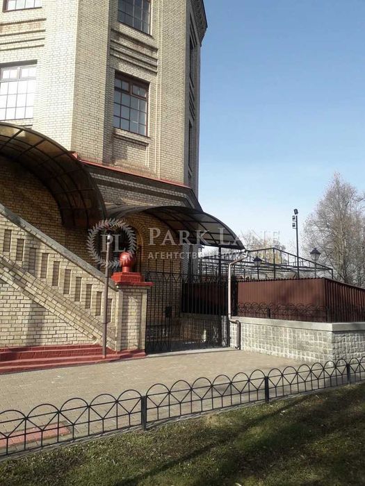 Продаж Грушевського 1в Нежитлове приміщення 1100кв Ресторан ВИГІДНО