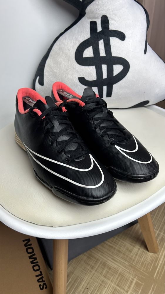 Сороконожки  Nike Mercurial Victory V оригинал размер 45