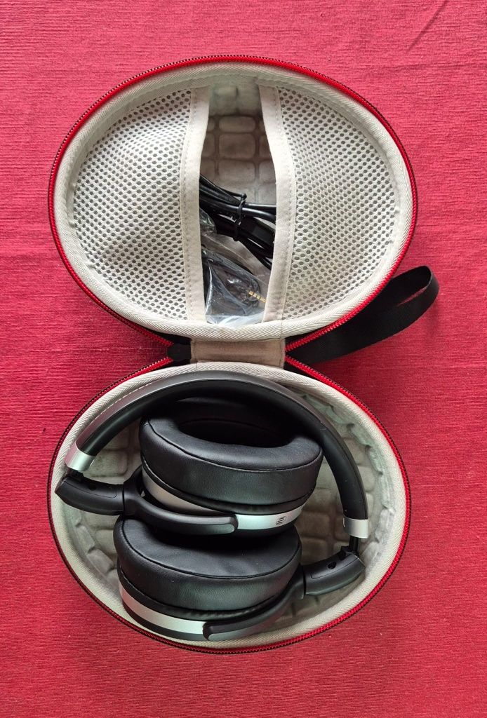 Auscultadores Noise Canceling SENNHEISER HD 4.50