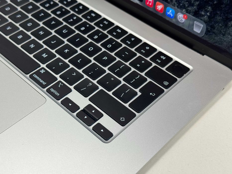 MacBook Air 15 2023 M2 100% Kondycji 8/256GB Silver GWARANCJA