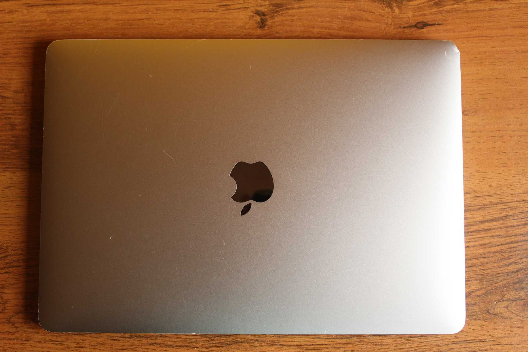 Apple MacBook Pro 13 A1708