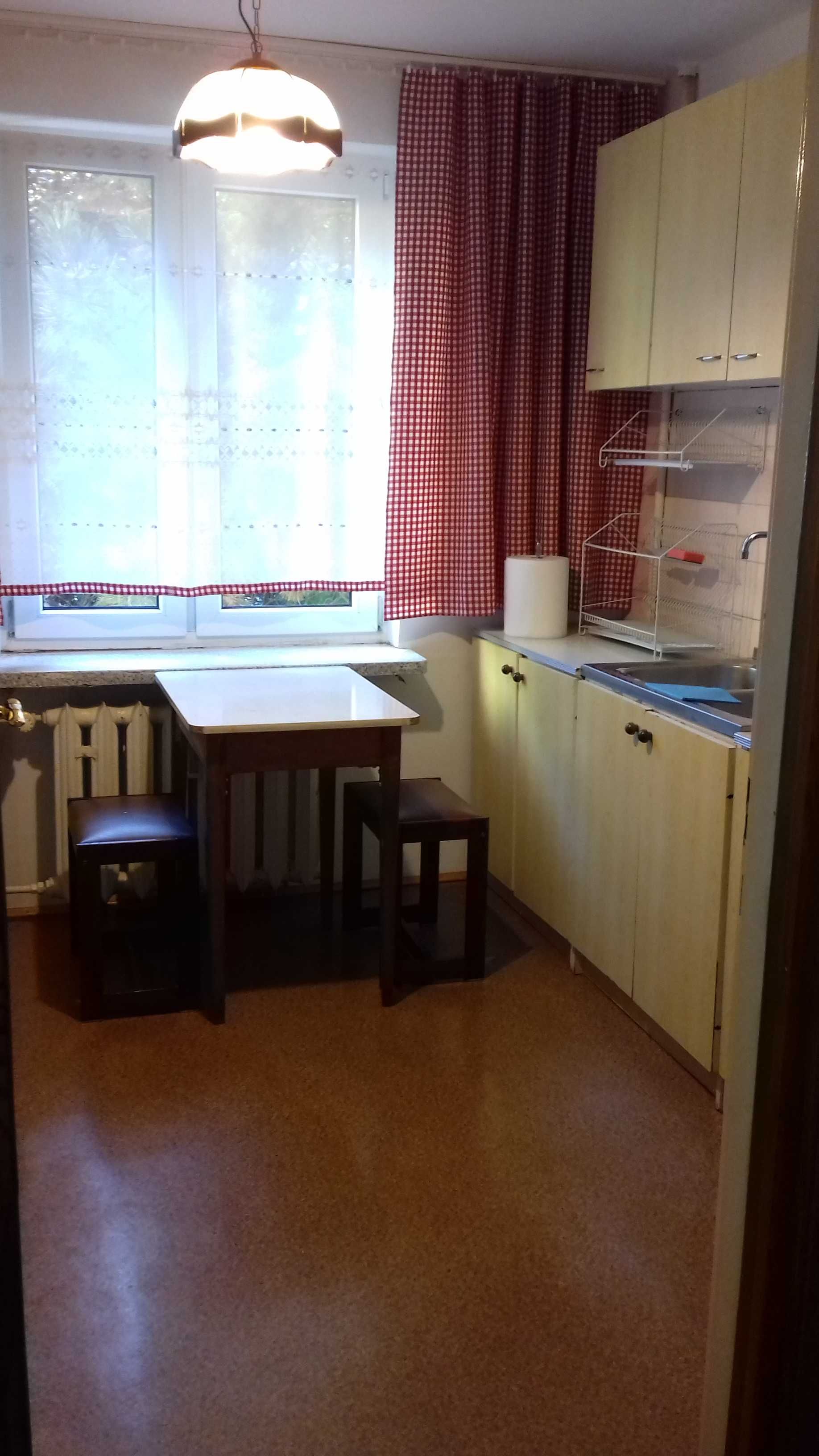 Pokój 18,60 m2 z zabudowanym balkonem dla 1 os., super lokalizacja