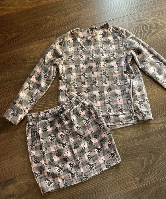 Komplet dla dziewczynki Coccodrillo r. 140 zestaw bluza i spódniczka
