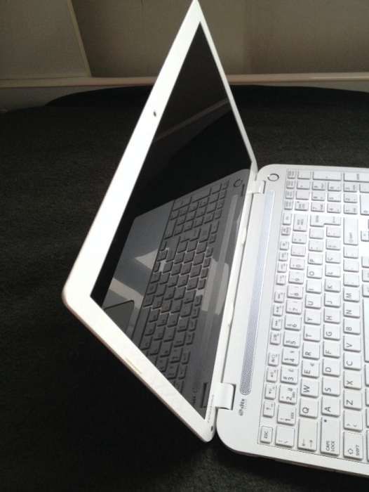 Toshiba Satellite i7