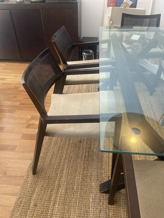 Mesa e 6 cadeiras