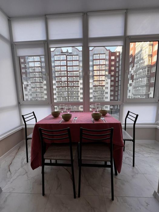 Подобова оренда люкс апартаментів в центрі міста