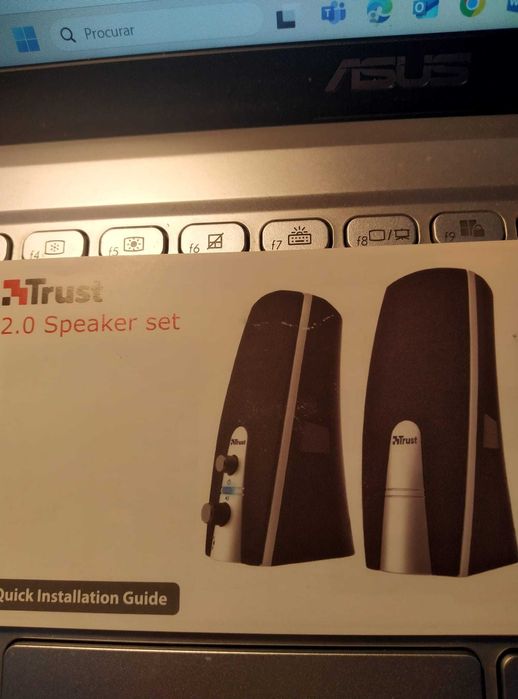 2 Colunas de som, Super Novas,muito Pouco Usadas