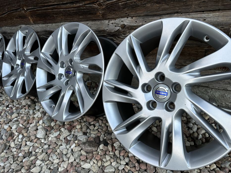 VOLVO V40 V60 S60 S80 V70 S40 XC60 kpl FELGI koła 18” 5x108 ET50 okazj
