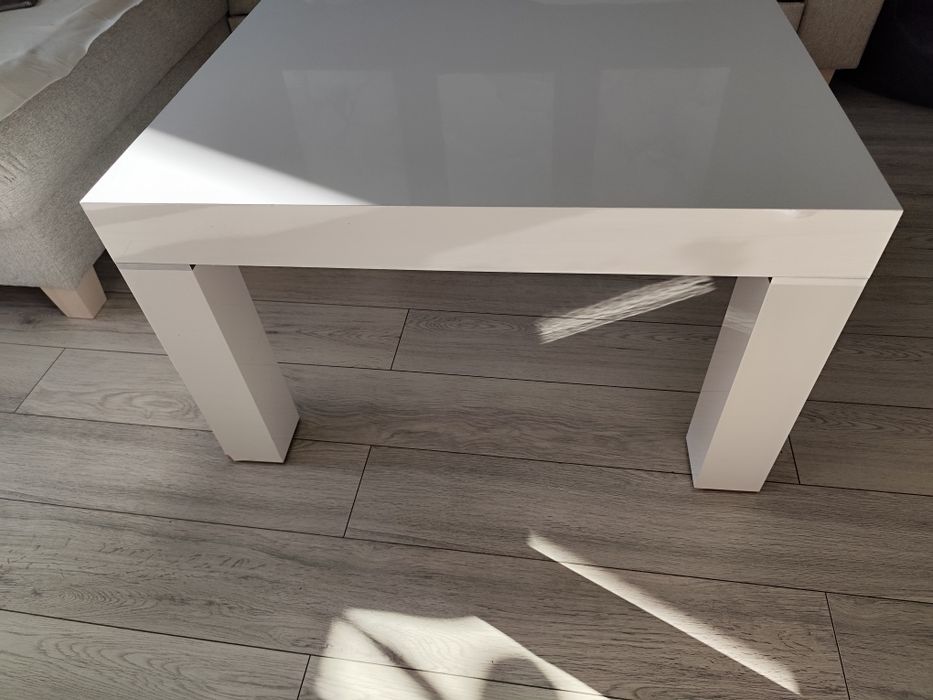 Stół Hubertus stolik kawowy 80x80 biały połysk Gliwice