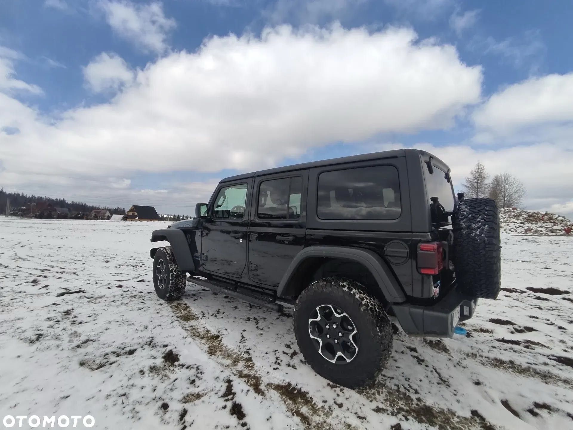 Jeep Wrangler 2021 · 10 500 km · 1 995 cm3 · Hybryda