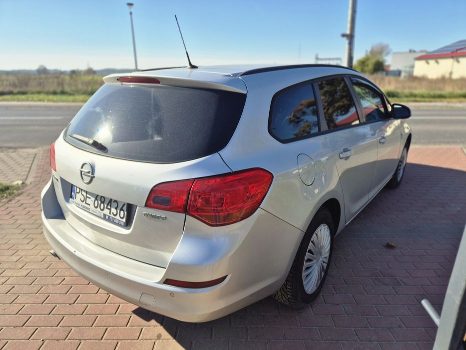 * Astra J * 2012 r * 1.4 140 KM * Klimatyzacja * Grzana Kierownica *