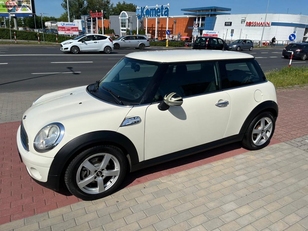 Mini OnE nowy rozrzad, opony, oleje, tarcze i klocki nowe !!!