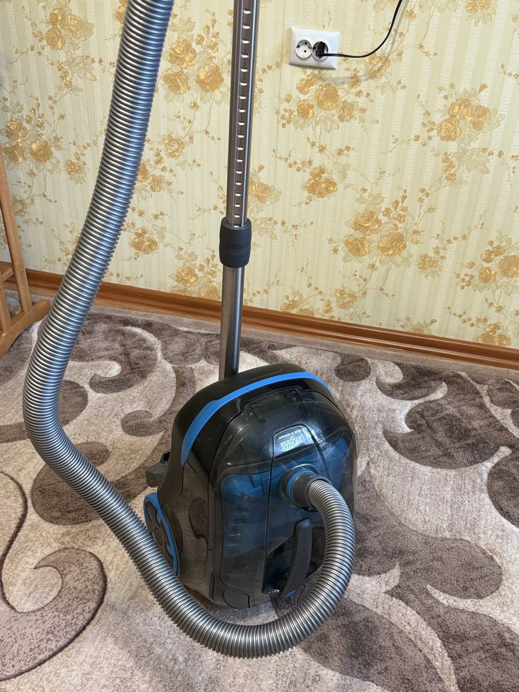 Пилосос THOMAS DryBox 1700w б/у с контейнером