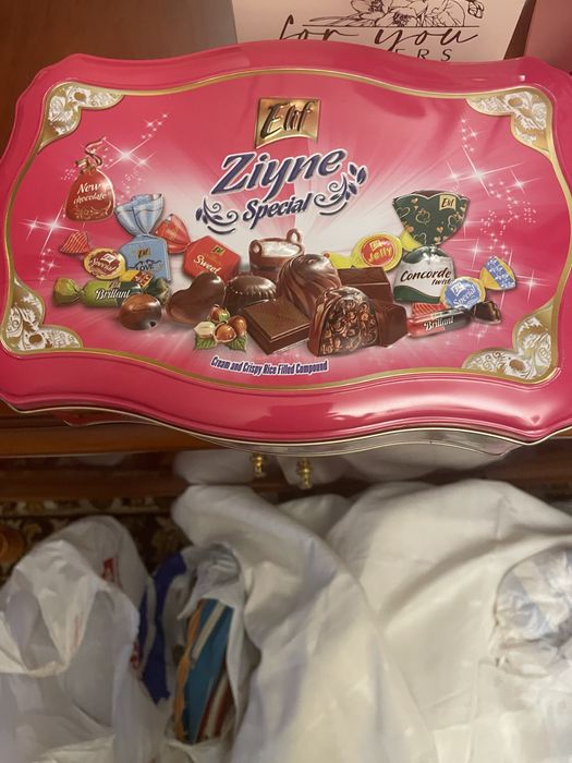 Подарочные коробки