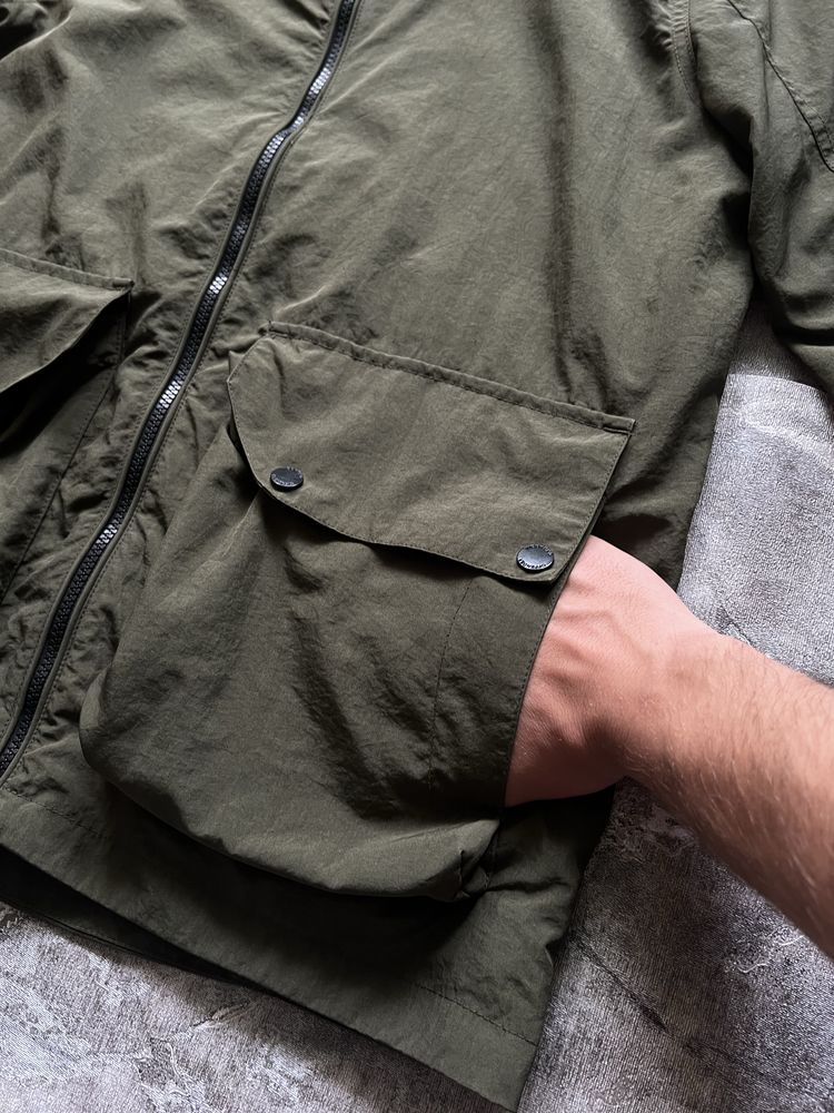Класна ! Куртка Weekend Offender з нових колекцій