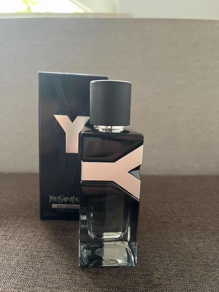 Yves Saint Laurent Y