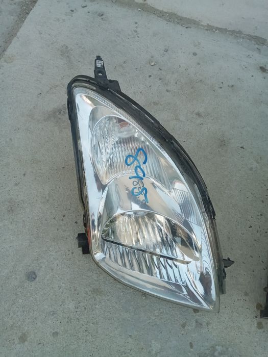 Suzuki swift сузукі свіфт фара 2005-2010
