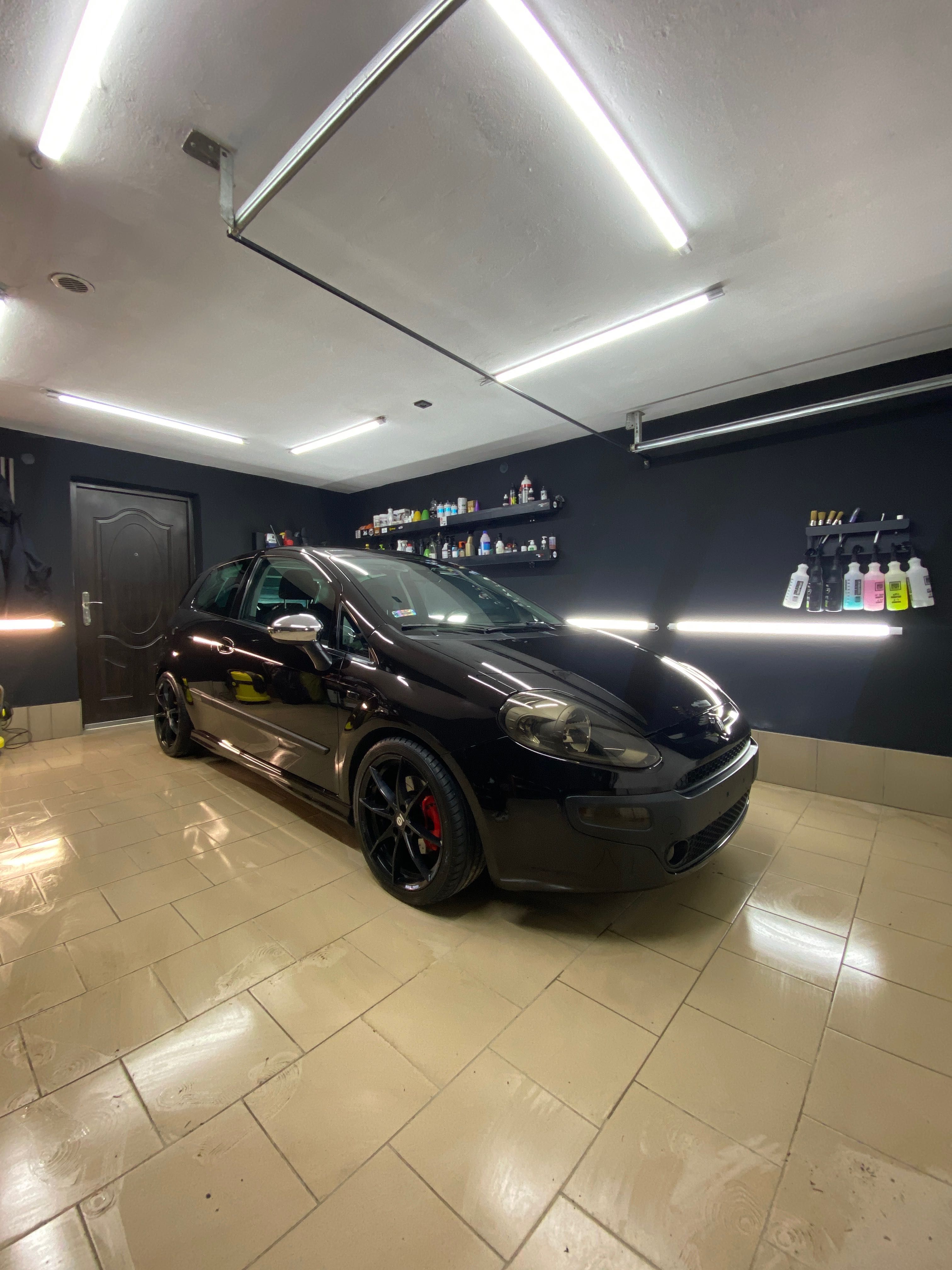 Detailing Korekty Lakieru Czyszczenie Wnetrz Przyciemnianie Szyb