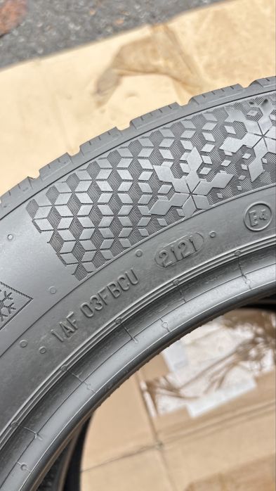 2x cintinental 215/55/17 z 2021 roku 5,5mm
